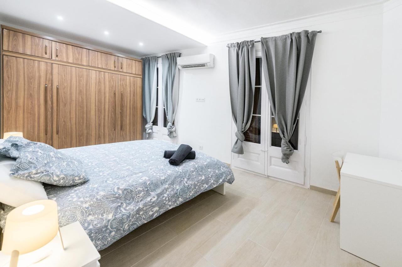 Sagrada Familia Apartments Барселона Екстериор снимка